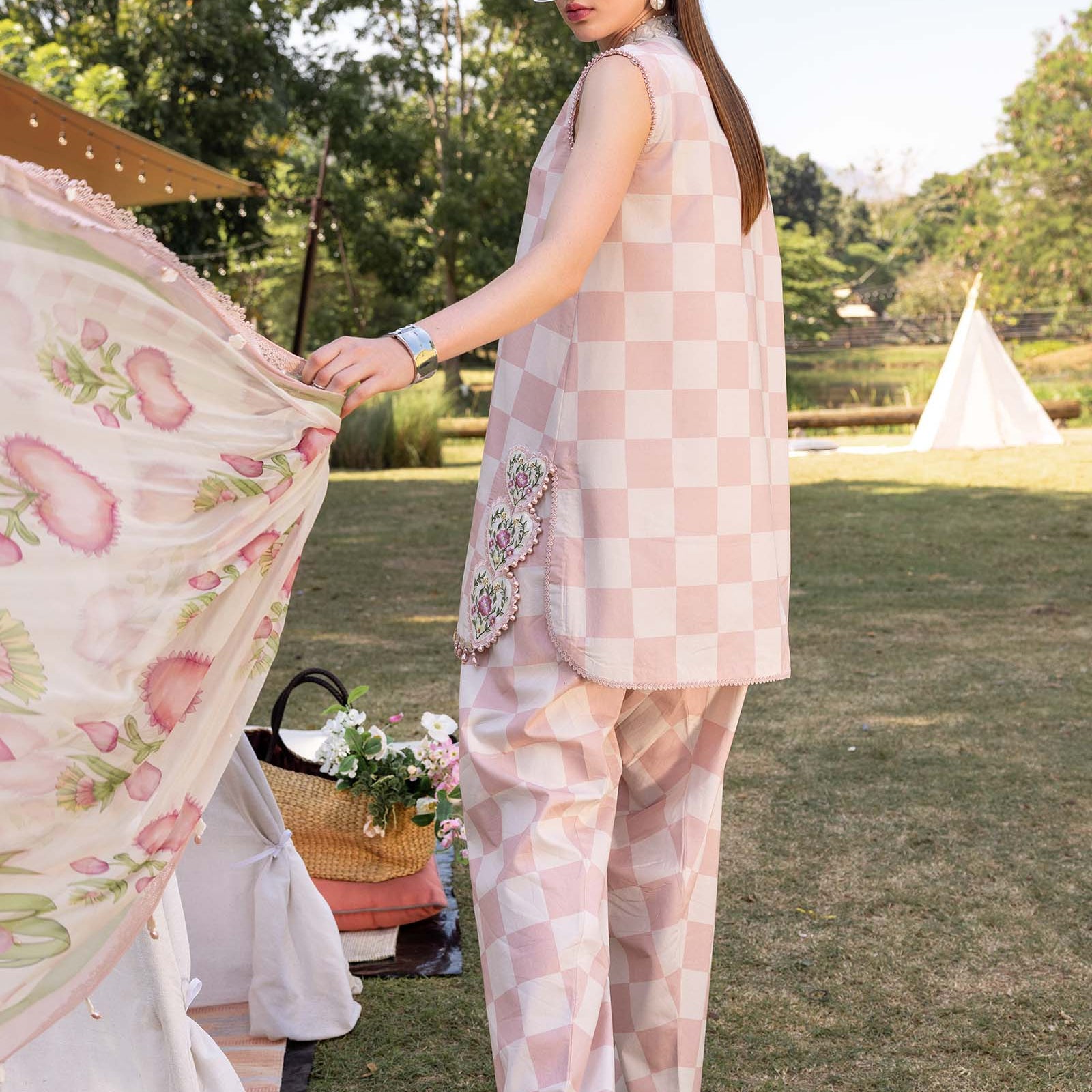 Luxury All-Over Checkerboard Print Embroidered Lawn 3Pc Unstitched Suit with Chiffon Dupatta – EID & Party Wear